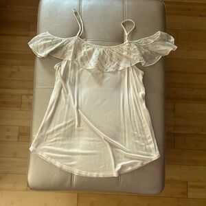 LOFT Sz M Spaghetti Strap/Off the shoulder top
NWT